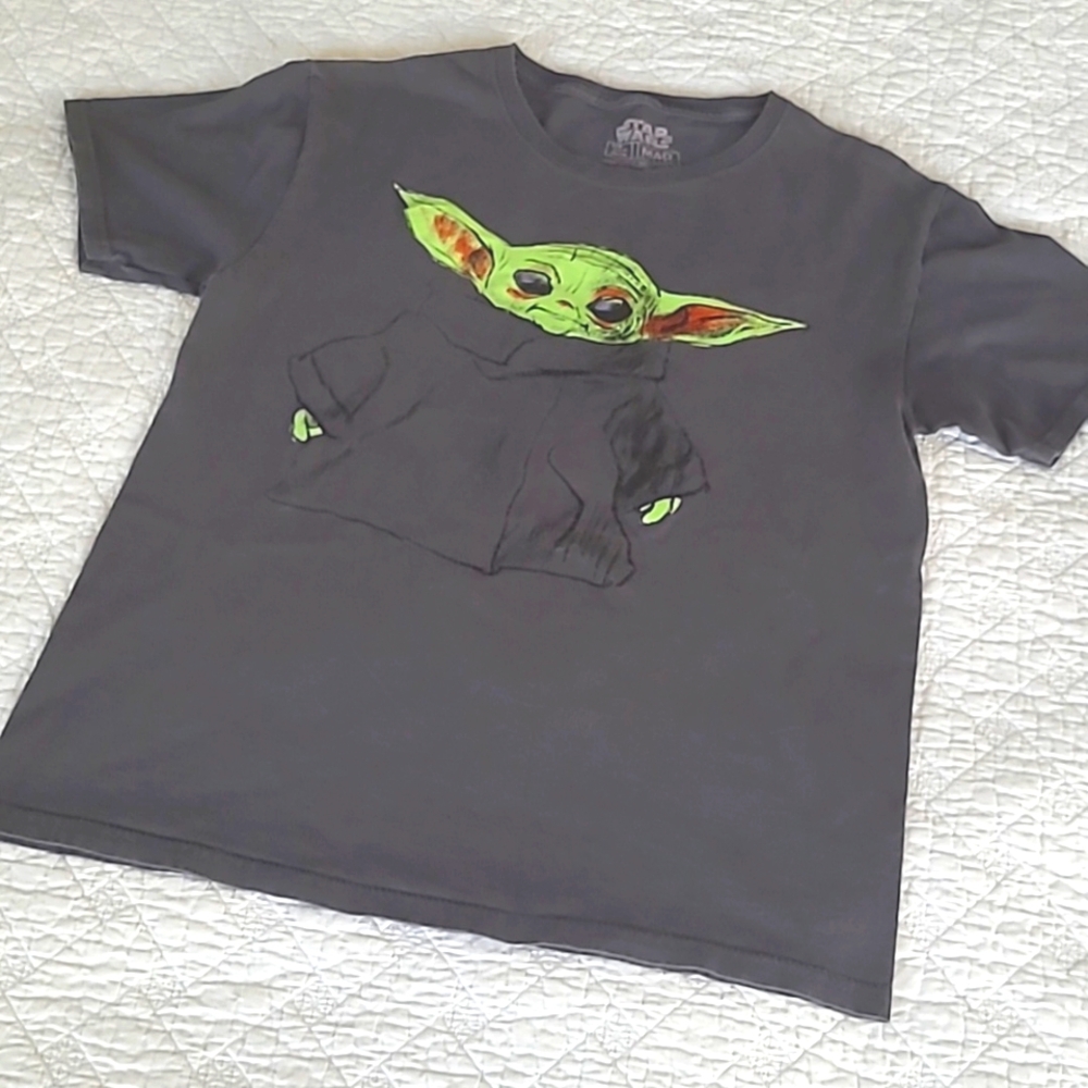 Star Wars Baby Yoda mandalorian sketch neon green ears grey cotton T-shirt Small